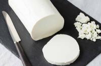 ILE DE FRANCE® Chèvre on a plate ILE DE FRANCE® Chèvre on a plate