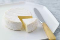 ILE DE FRANCE® petit camembert on a plate ILE DE FRANCE® petit camembert on a plate